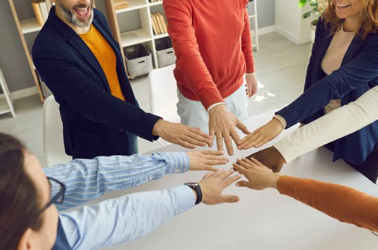 Building a Team Culture That Attracts Top Talent